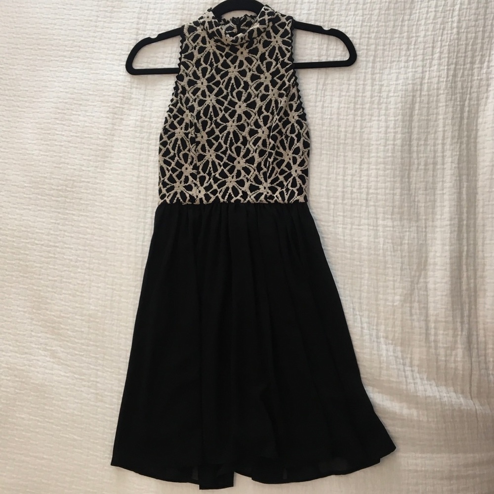 Black and beige embroidered top dress